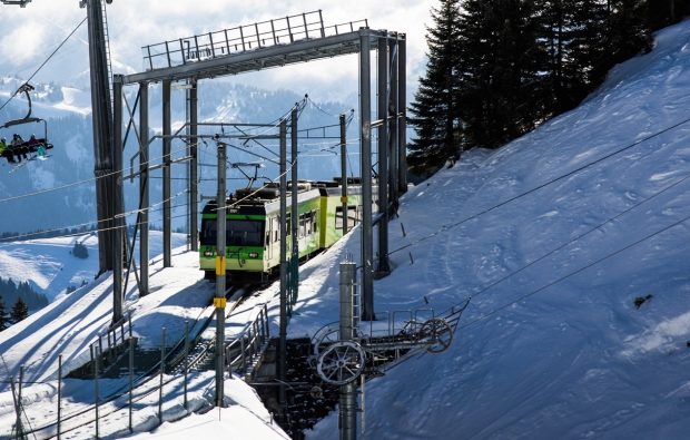 av_alpes_vaudoises_train_bvb_telesiege_neige